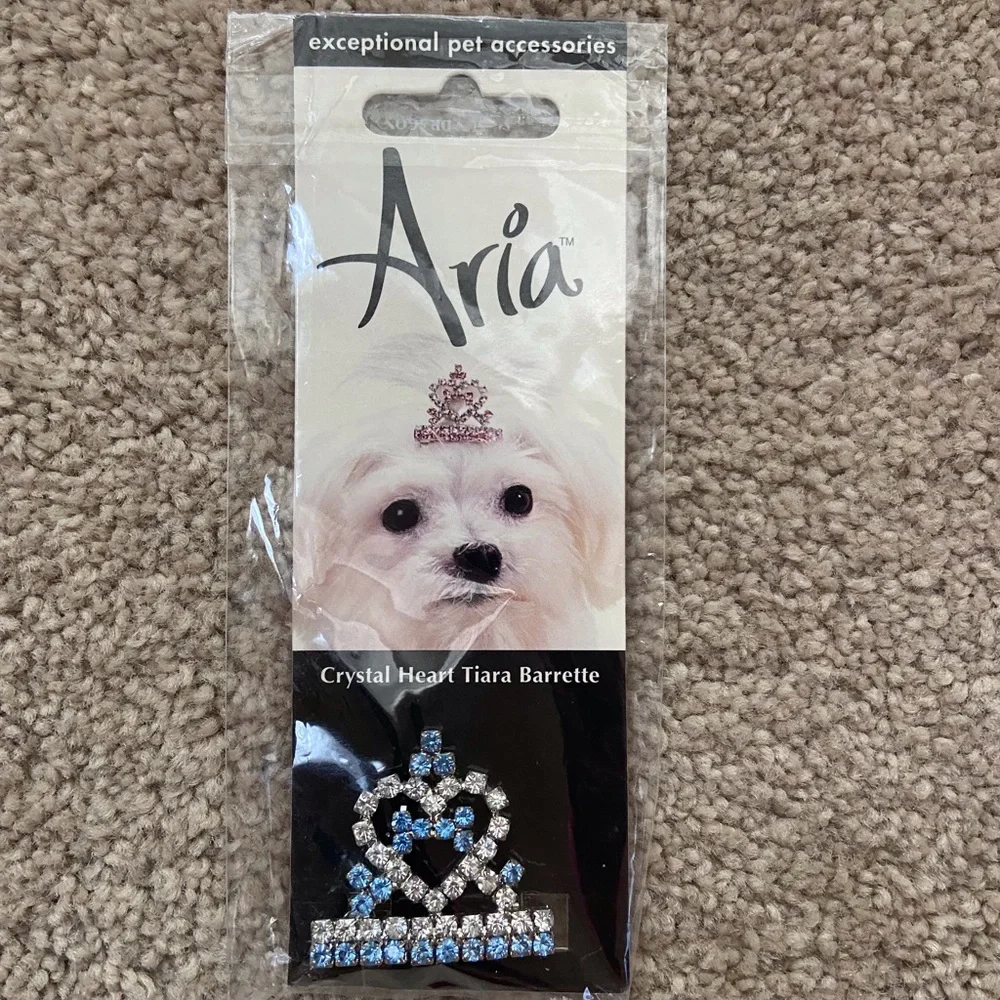New NIP Aria Crystal Heart Tiara Dog Barrette